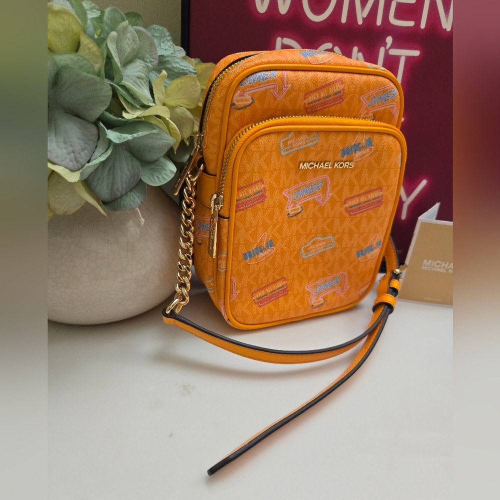 Michael Kors Jet Set Signature Logo Embellished Orange Pop Crossbody Bag - Picture 3 of 10